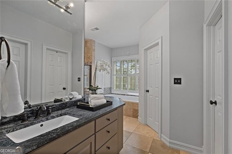 5800 De Claire Court Atlanta - Photo 23