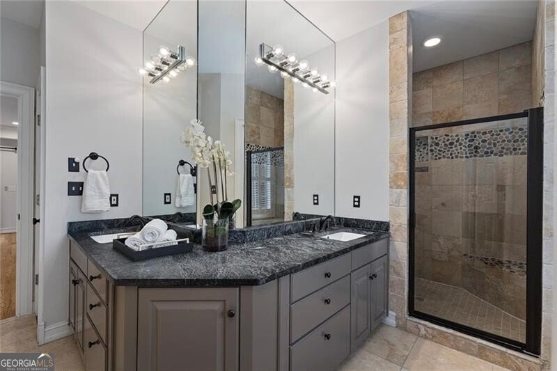 5800 De Claire Court Atlanta - Photo 24