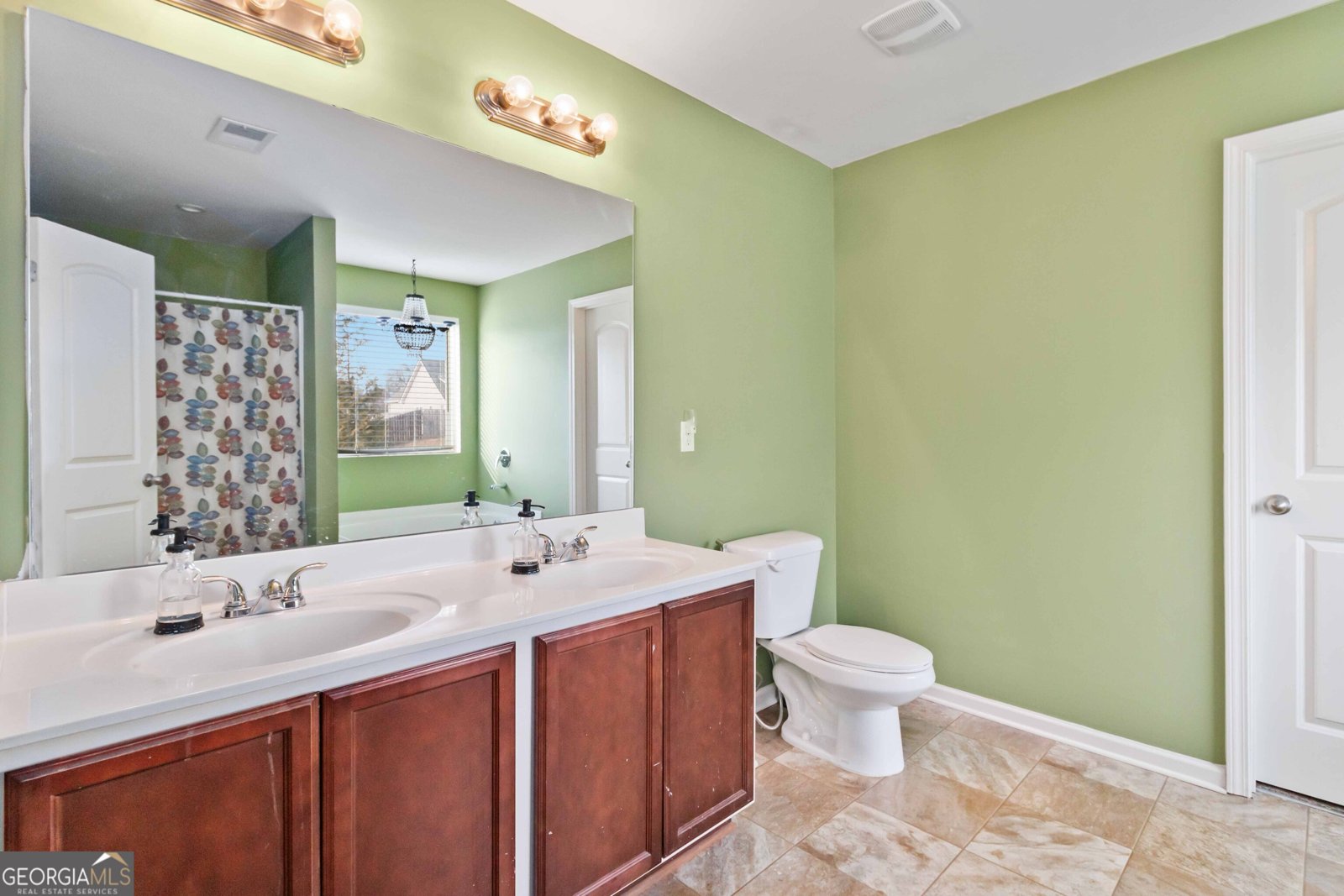 1562 Pointe South Circle Bethlehem - Photo 25