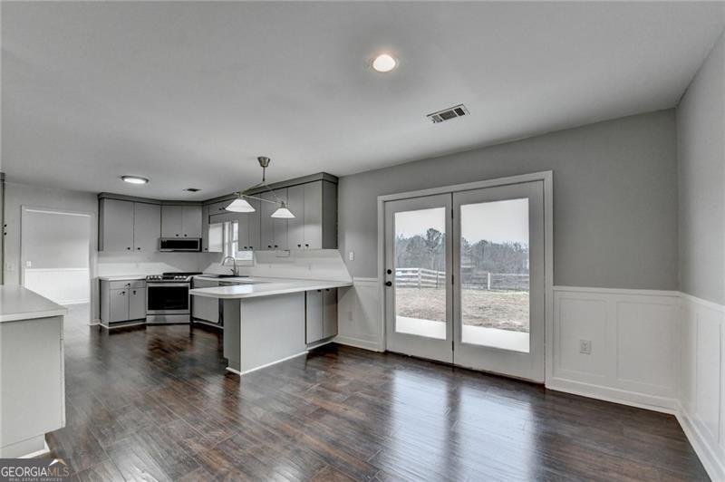 9235 Old Federal Road Ball Ground - Photo 10