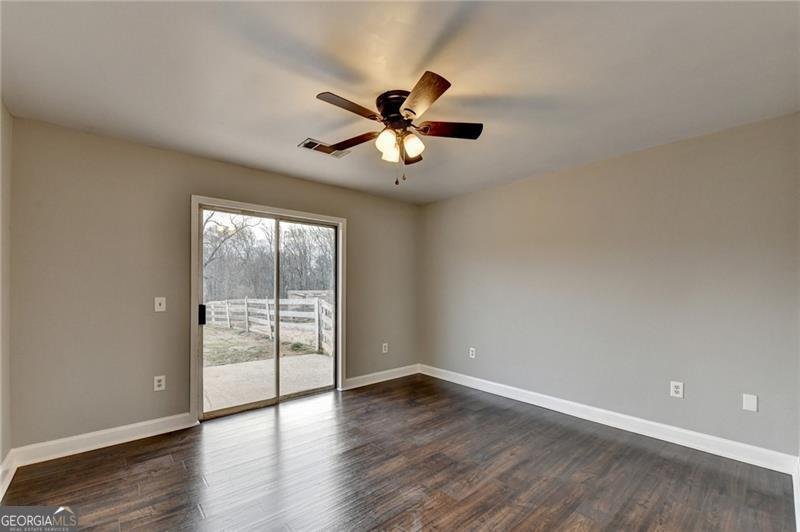 9235 Old Federal Road Ball Ground - Photo 28