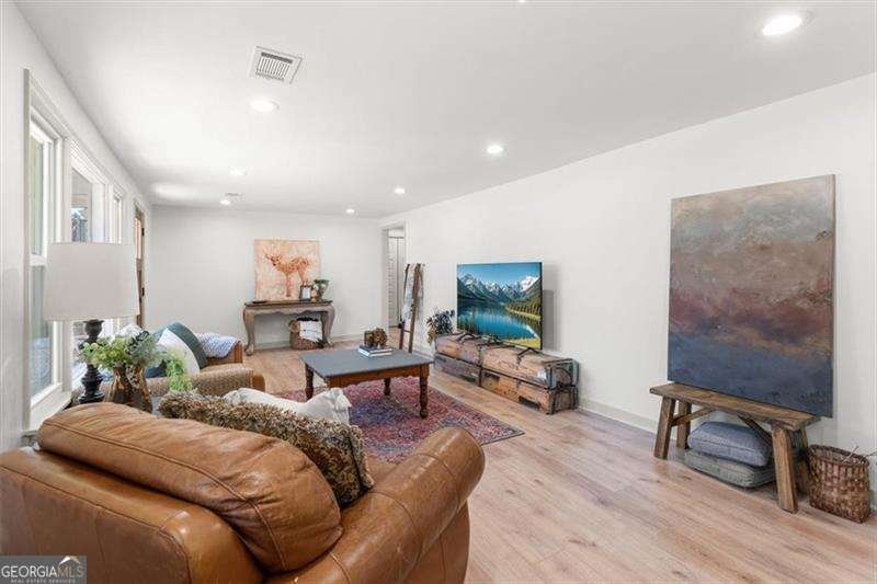 2400 Old Lost Mountain Road Powder Springs - Photo 6