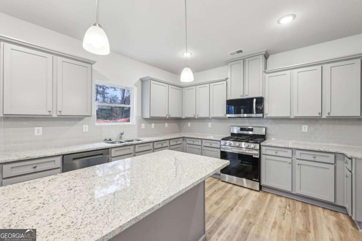 3715 Heron Creek Court Loganville - Photo 18