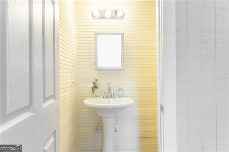 305 GROVE Avenue Lindale - Photo 16