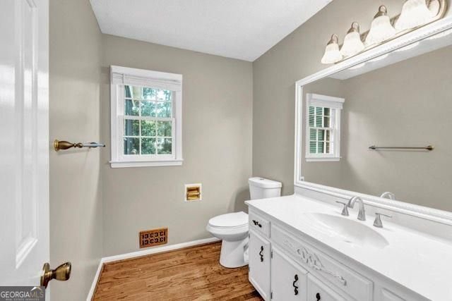 717 Oxford Court Lilburn - Photo 10