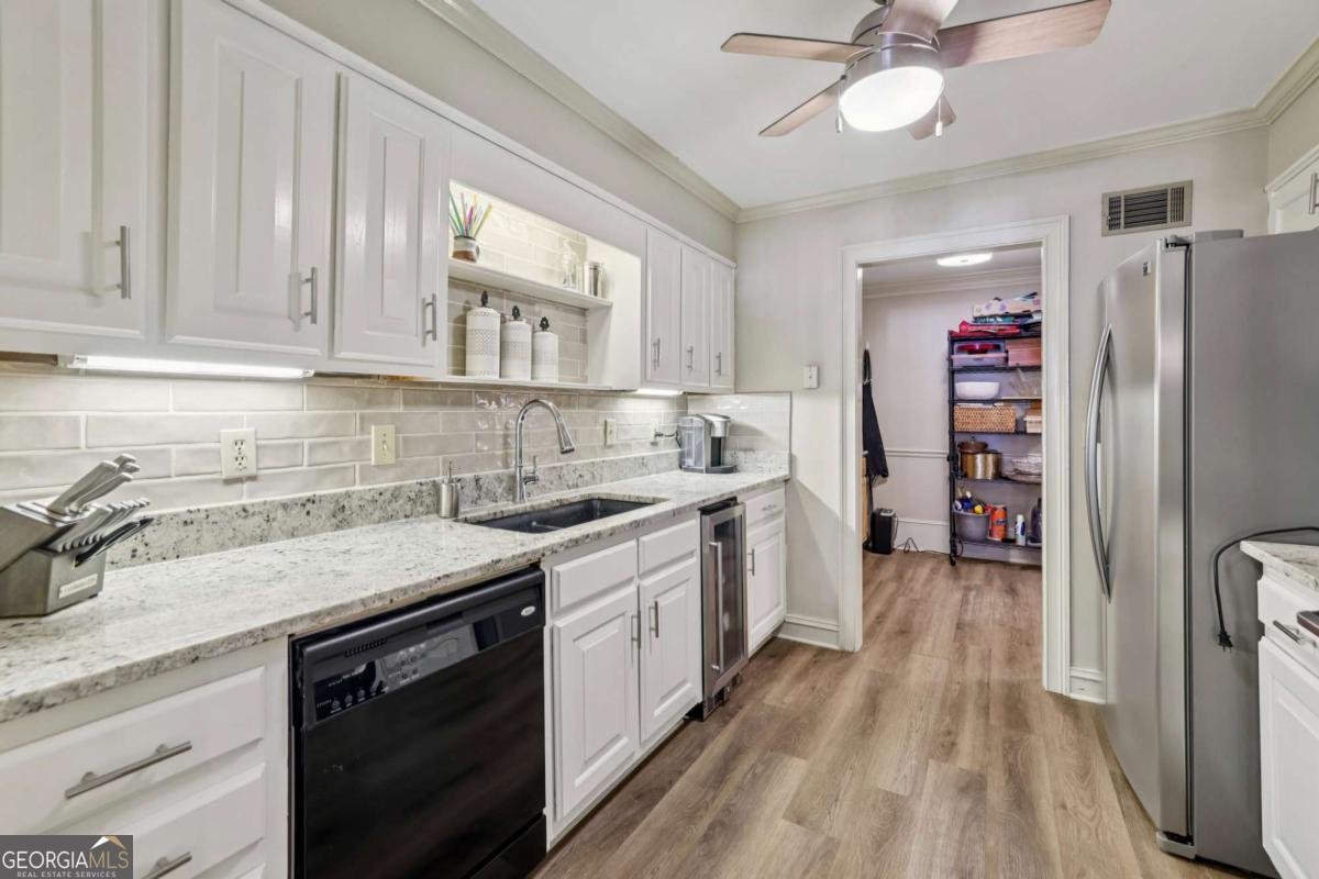 5436 Trentham Drive Atlanta - Photo 6