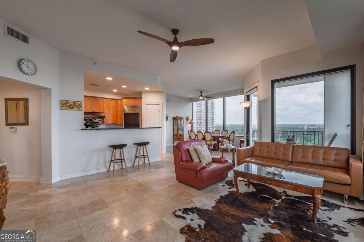 2828 Peachtree Road Atlanta - Photo 1