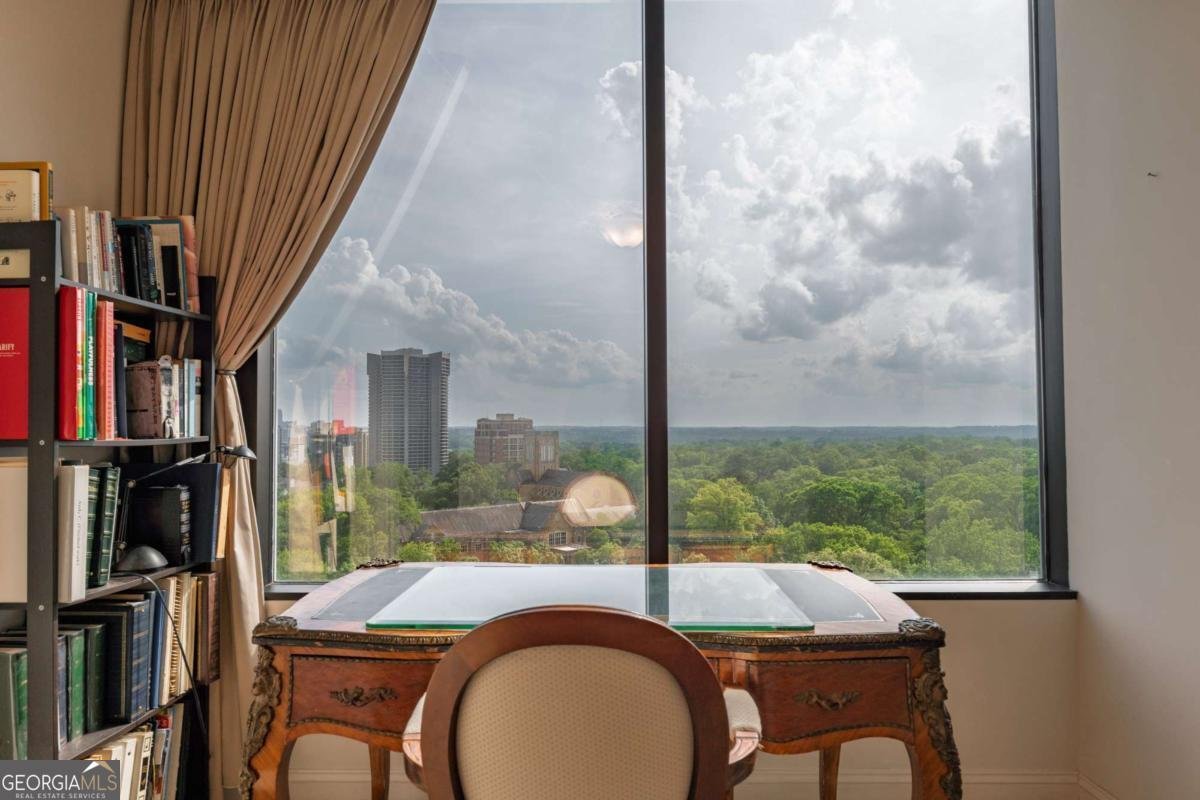 2828 Peachtree Road Atlanta - Photo 17