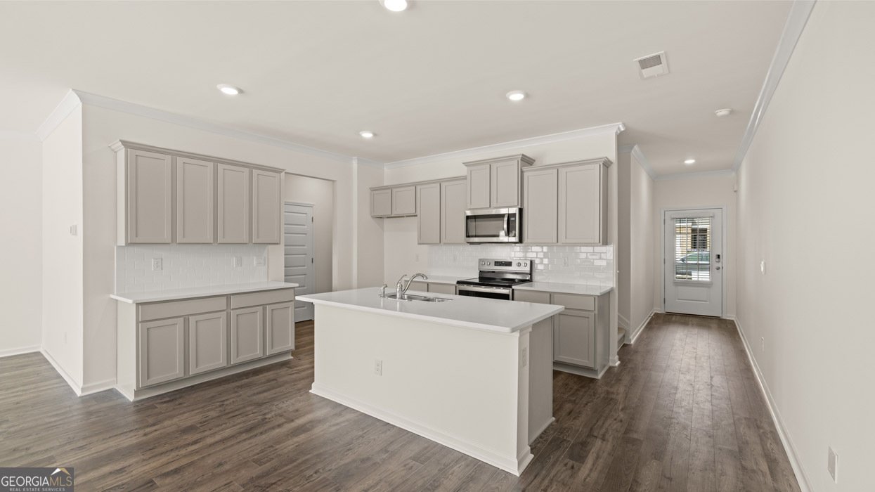 233 Sound Circle Stockbridge - Photo 7