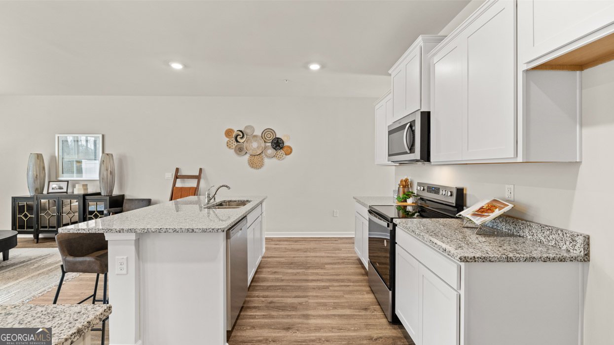 221 Sound Circle Stockbridge - Photo 9