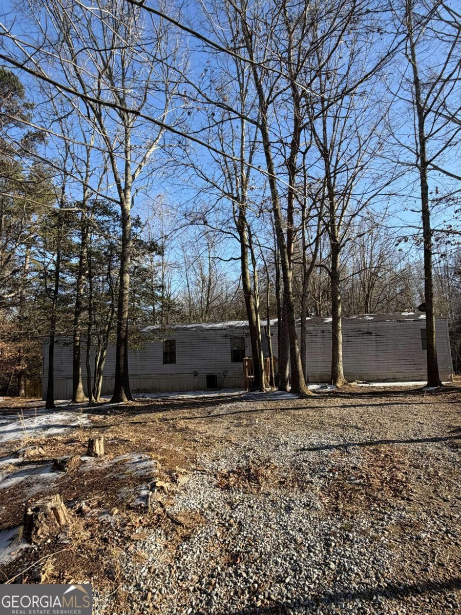 200 Spruce Lane Cornelia - Photo 1