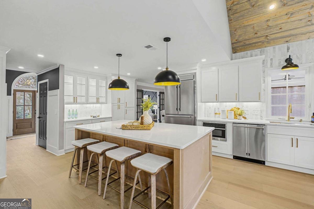 8035 Canter Lane Alpharetta - Photo 16