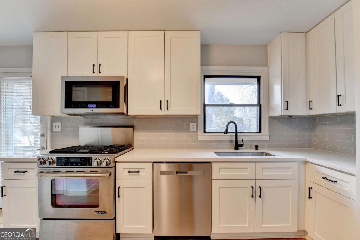 1154 Arbordale Drive Decatur - Photo 8