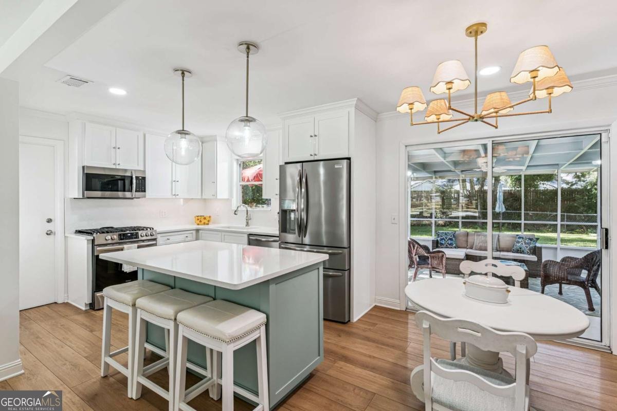 907 Mallery Street St. Simons - Photo 9