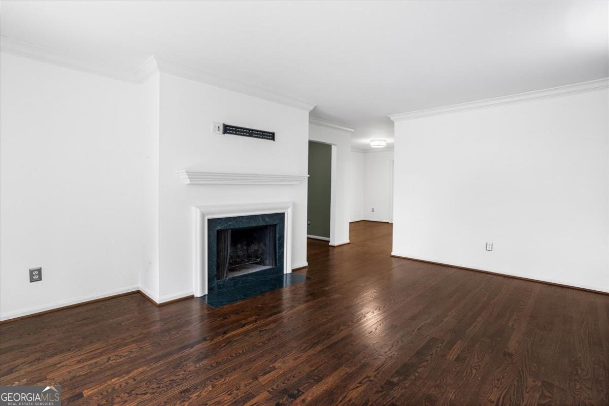 144 Woodmere Square Atlanta - Photo 18