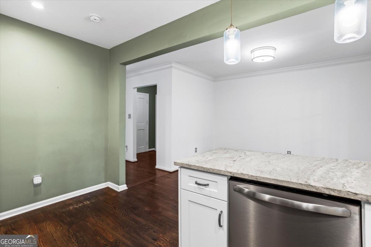 144 Woodmere Square Atlanta - Photo 9