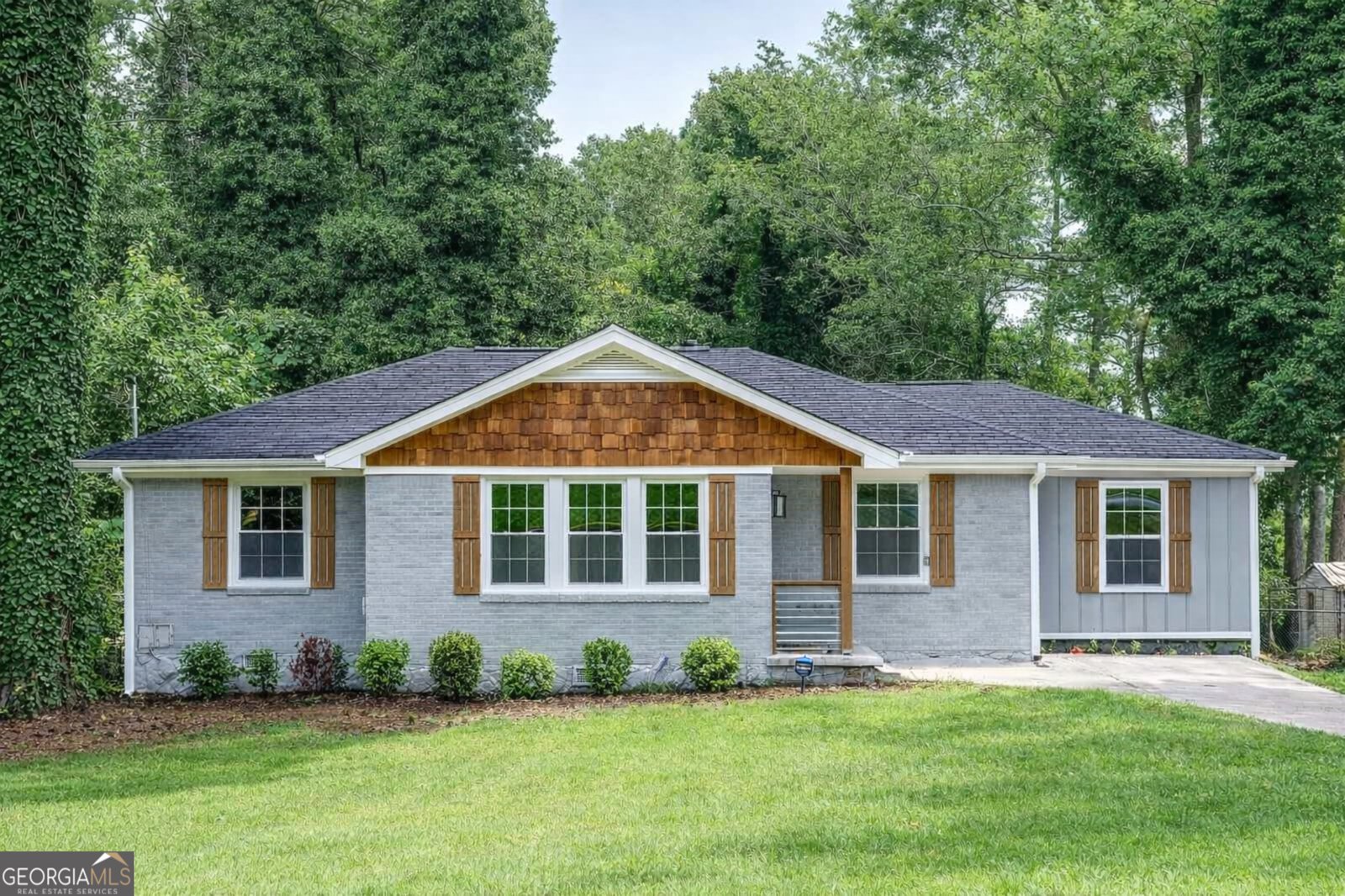 2130 Seavey Drive Decatur - Photo 1