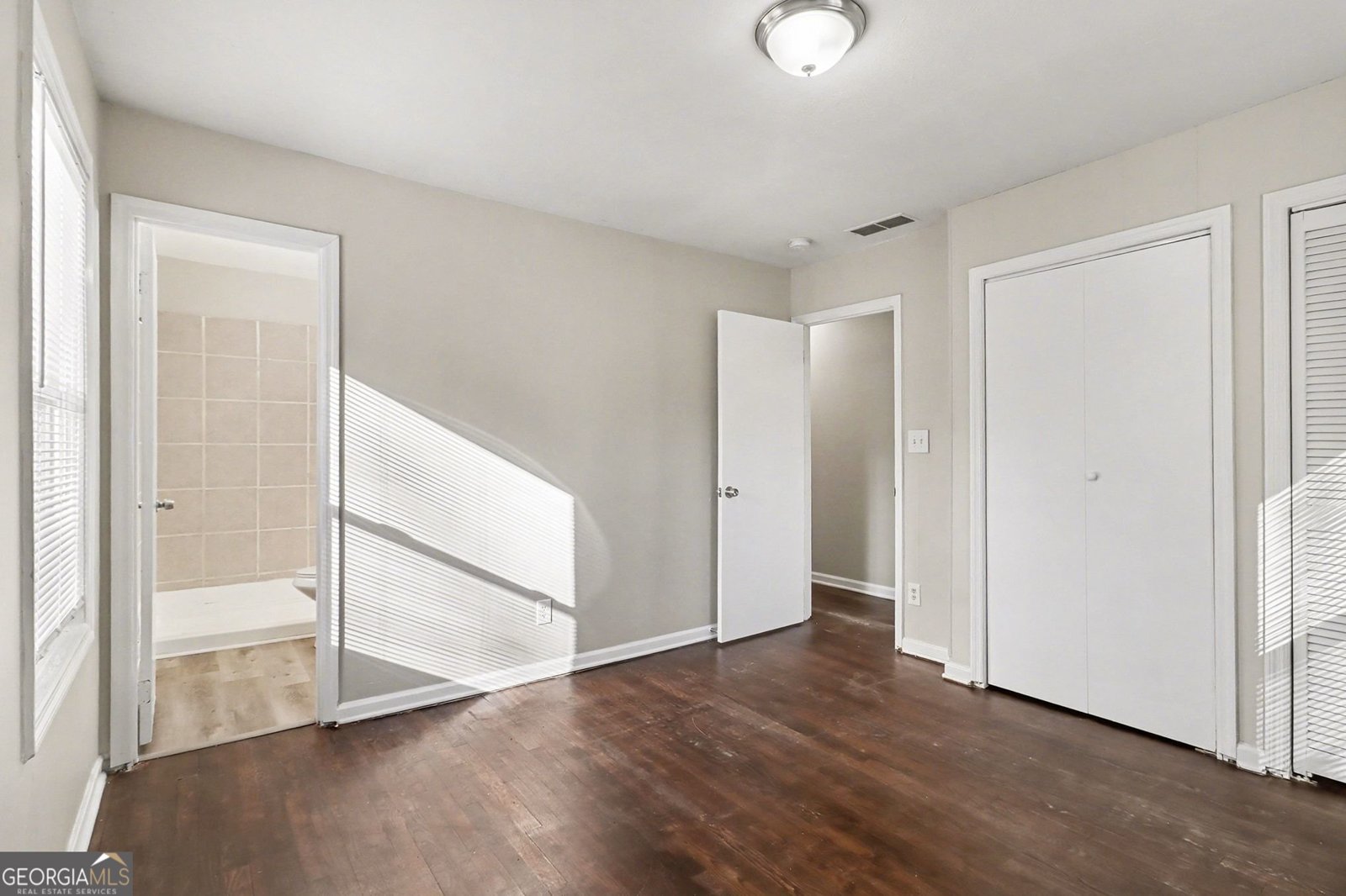 6099 Biscayne Drive Forest Park - Photo 18