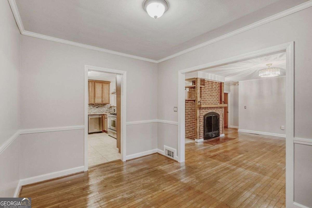 905 Milam Circle Clarkston - Photo 11