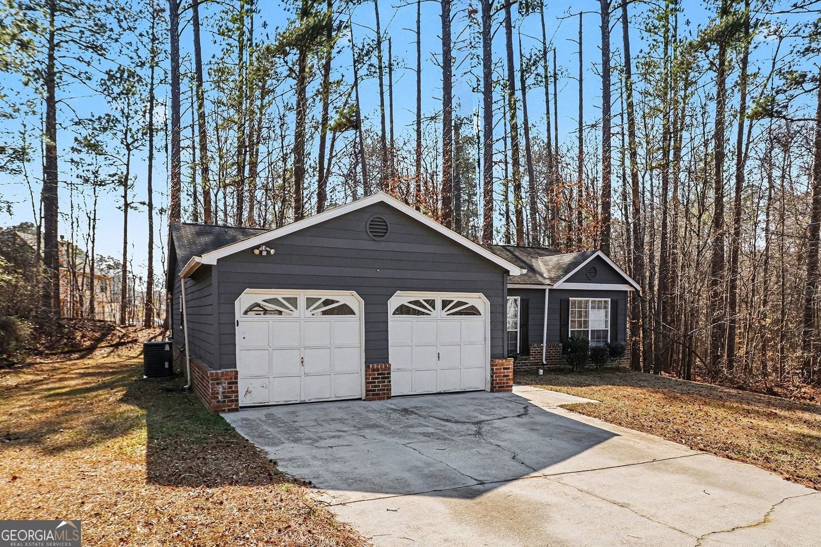 220 Westcliffe Court College Park - Photo 1