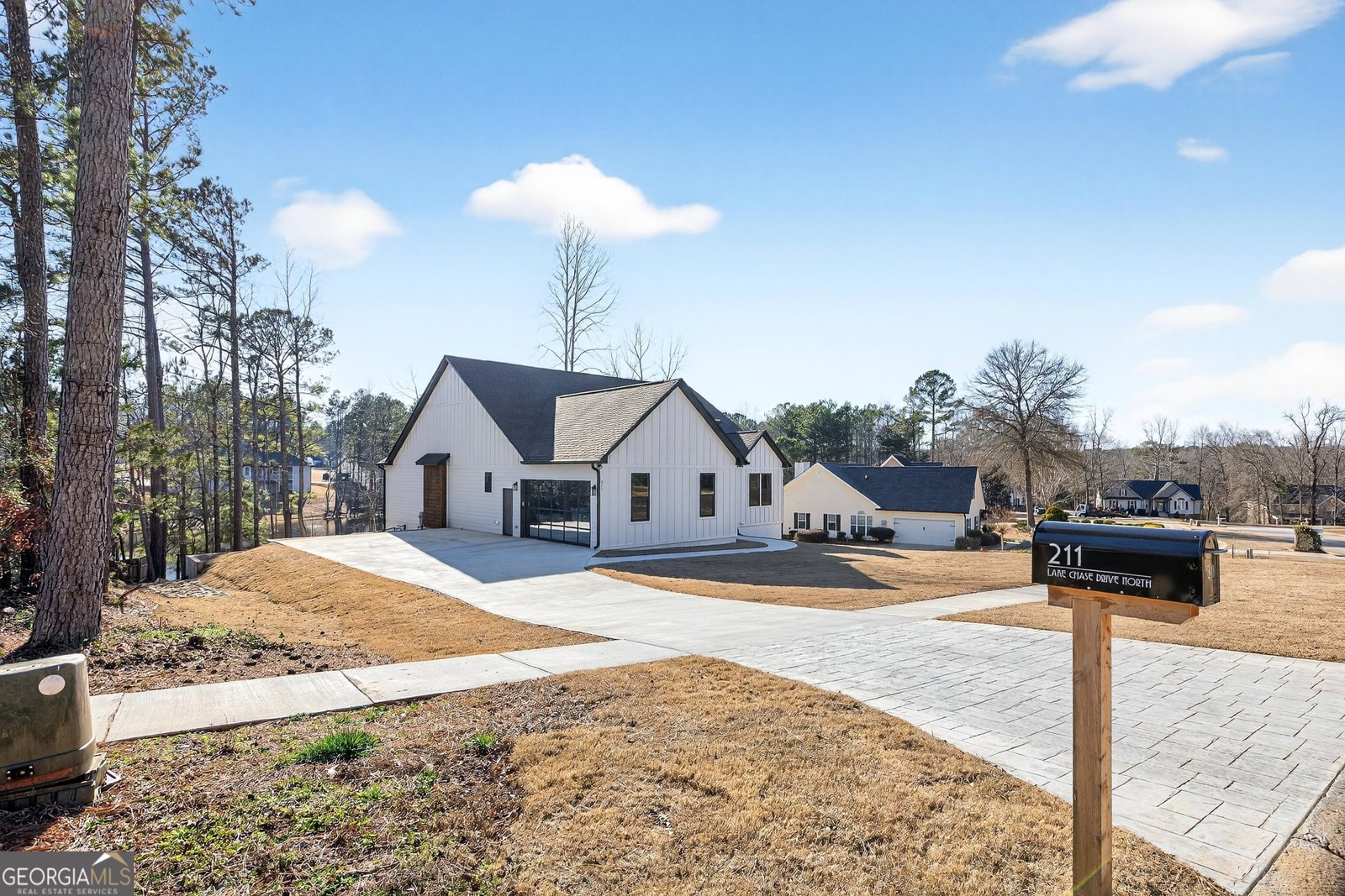 211 Lake Chase Dr N Griffin - Photo 10