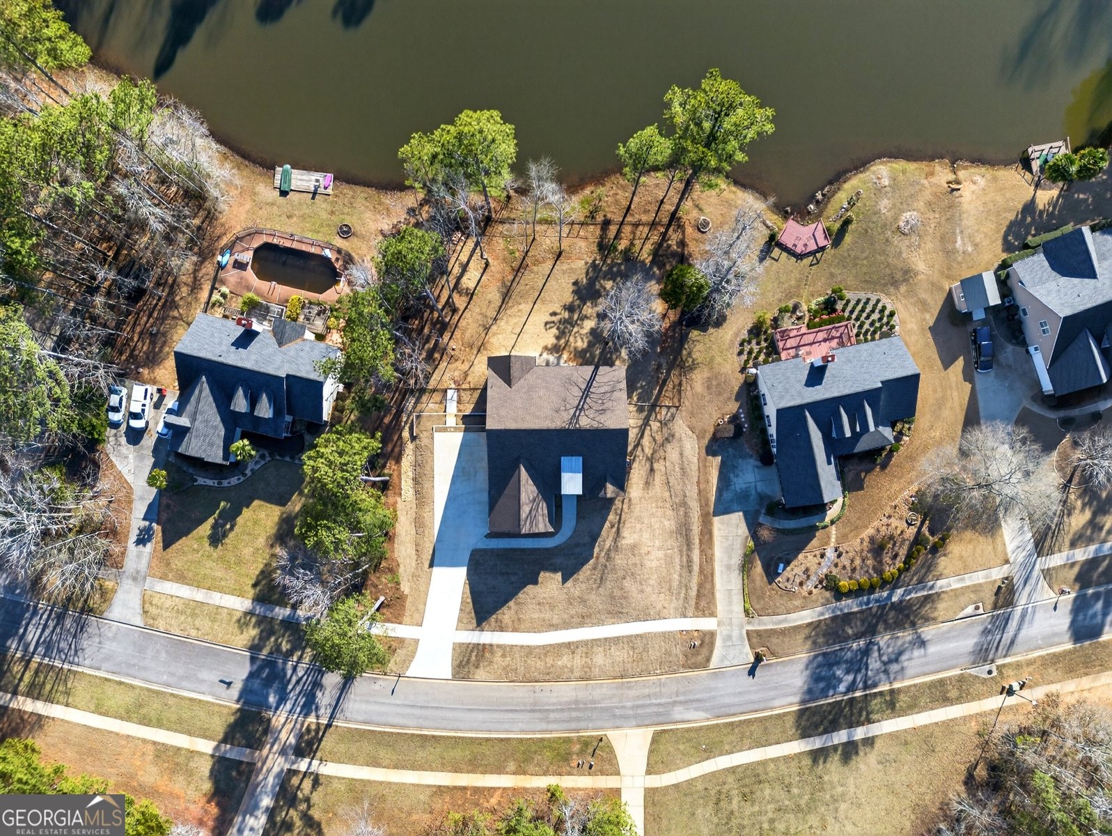 211 Lake Chase Dr N Griffin - Photo 26