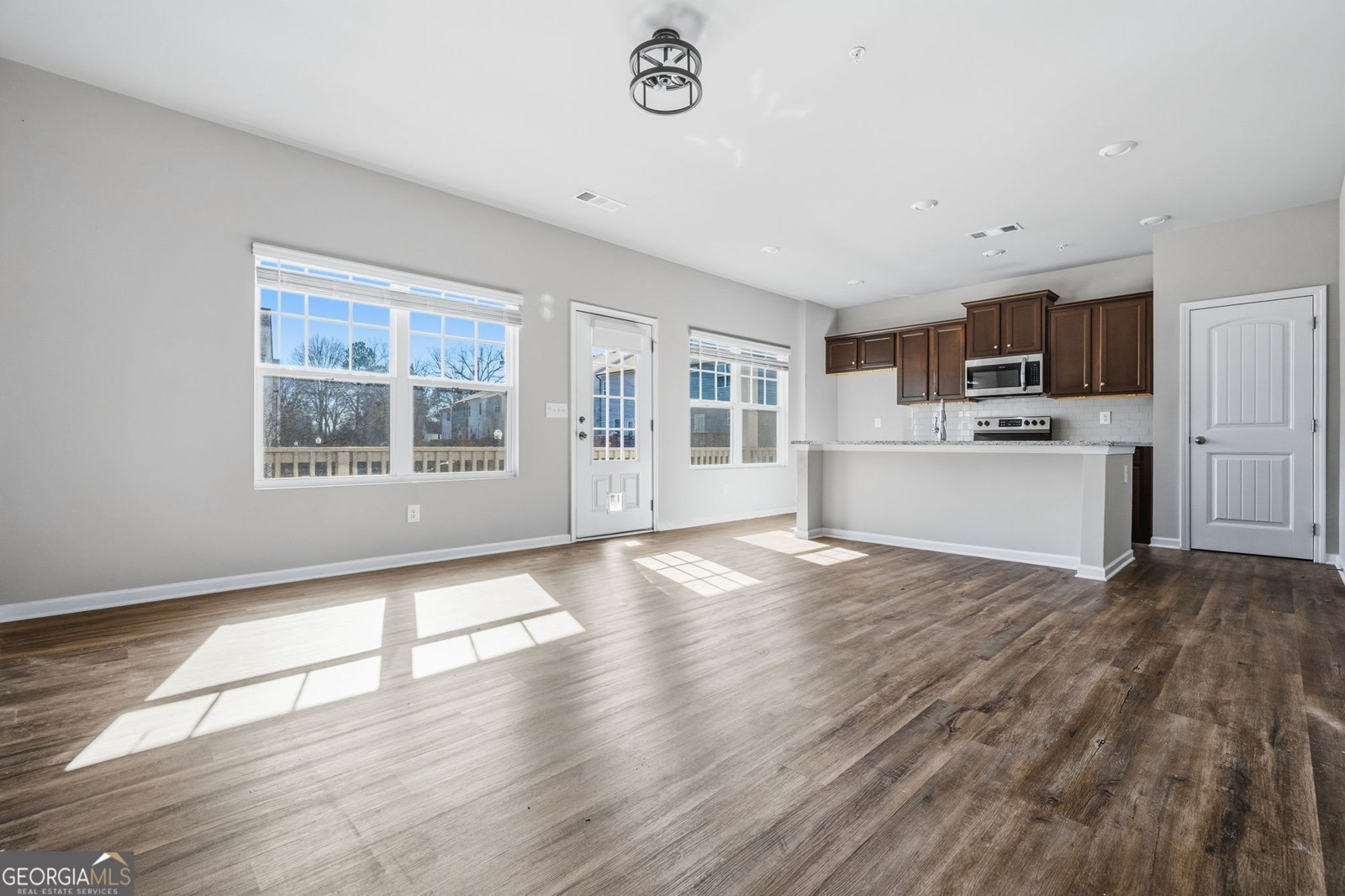 2114 Prichard Park Drive Kennesaw - Photo 6