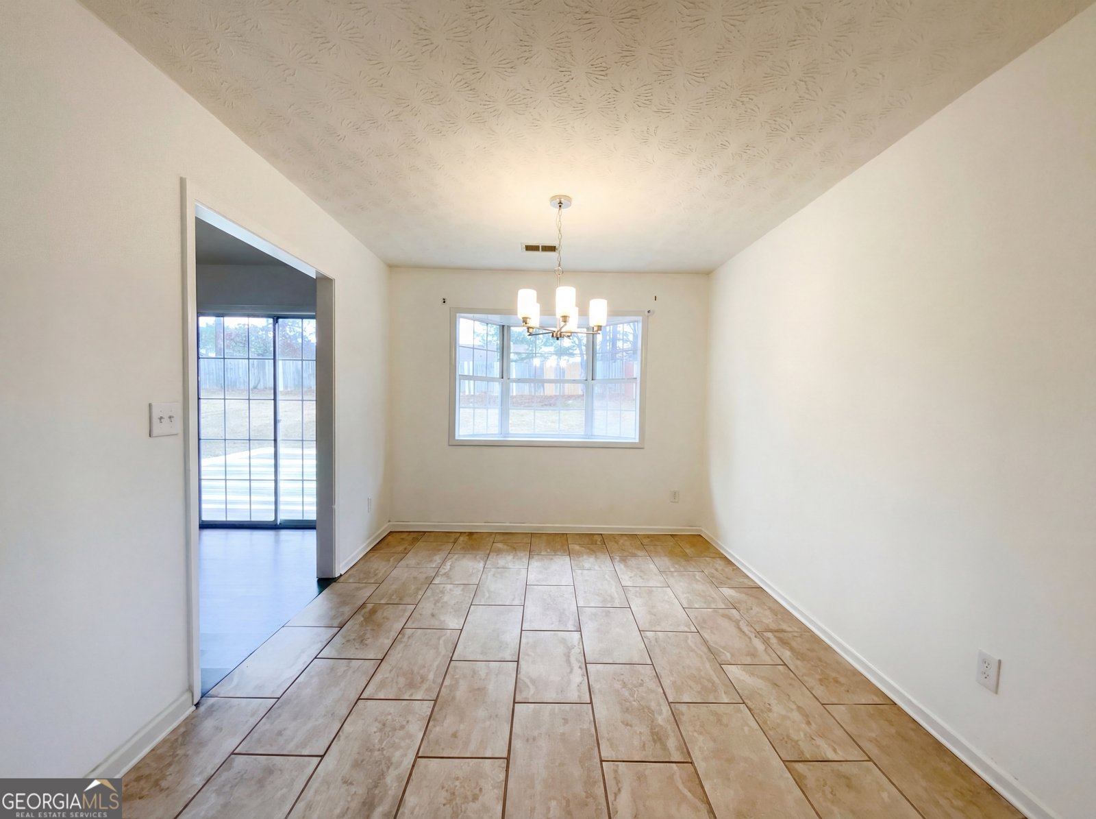 10454 Iron Gate Lane Jonesboro - Photo 15