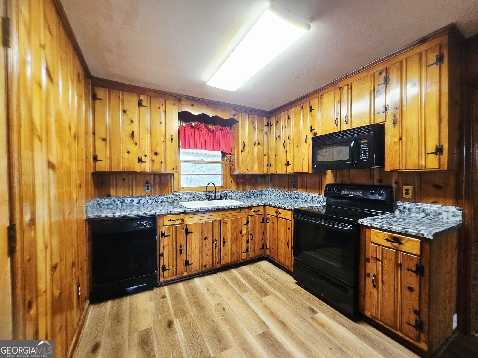 102 Dogwood Drive Lagrange - Photo 8