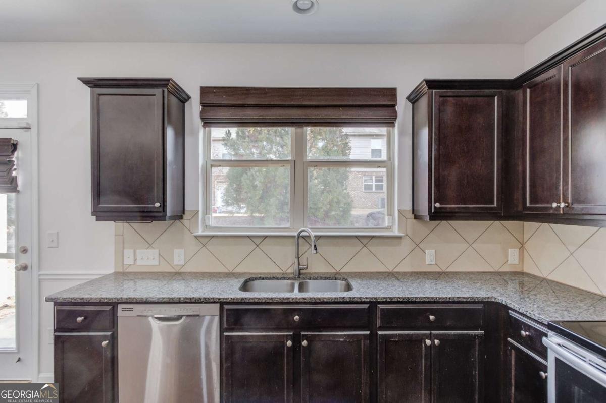 2341 Attewood Drive Buford - Photo 16