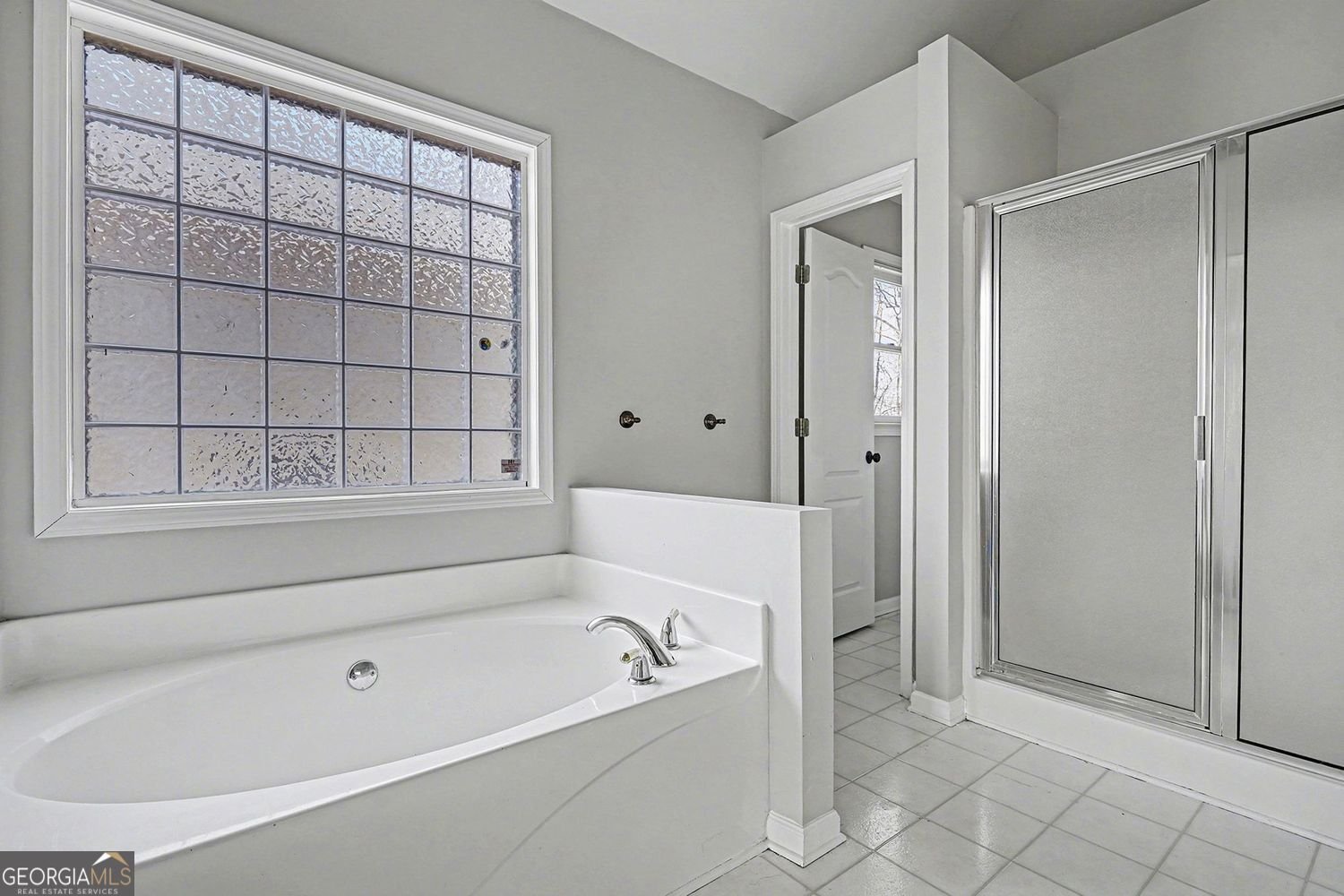 315 Mirramont Court Woodstock - Photo 12