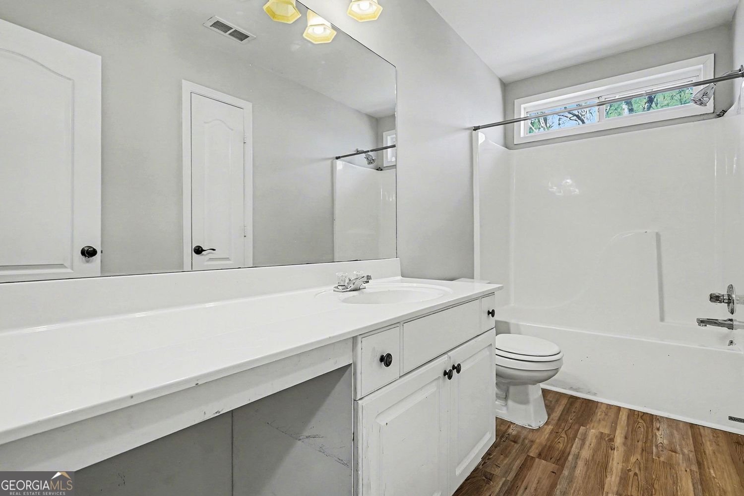 315 Mirramont Court Woodstock - Photo 18