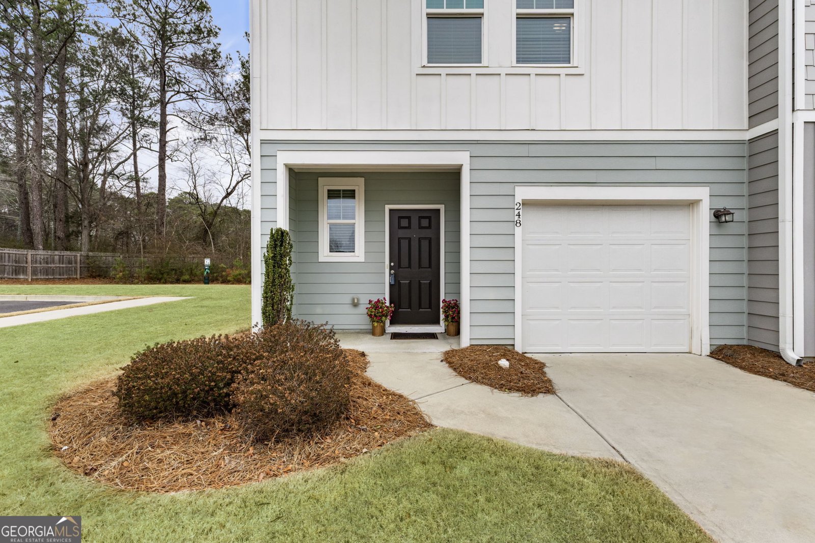 248 Grand Central Way Cartersville - Photo 1