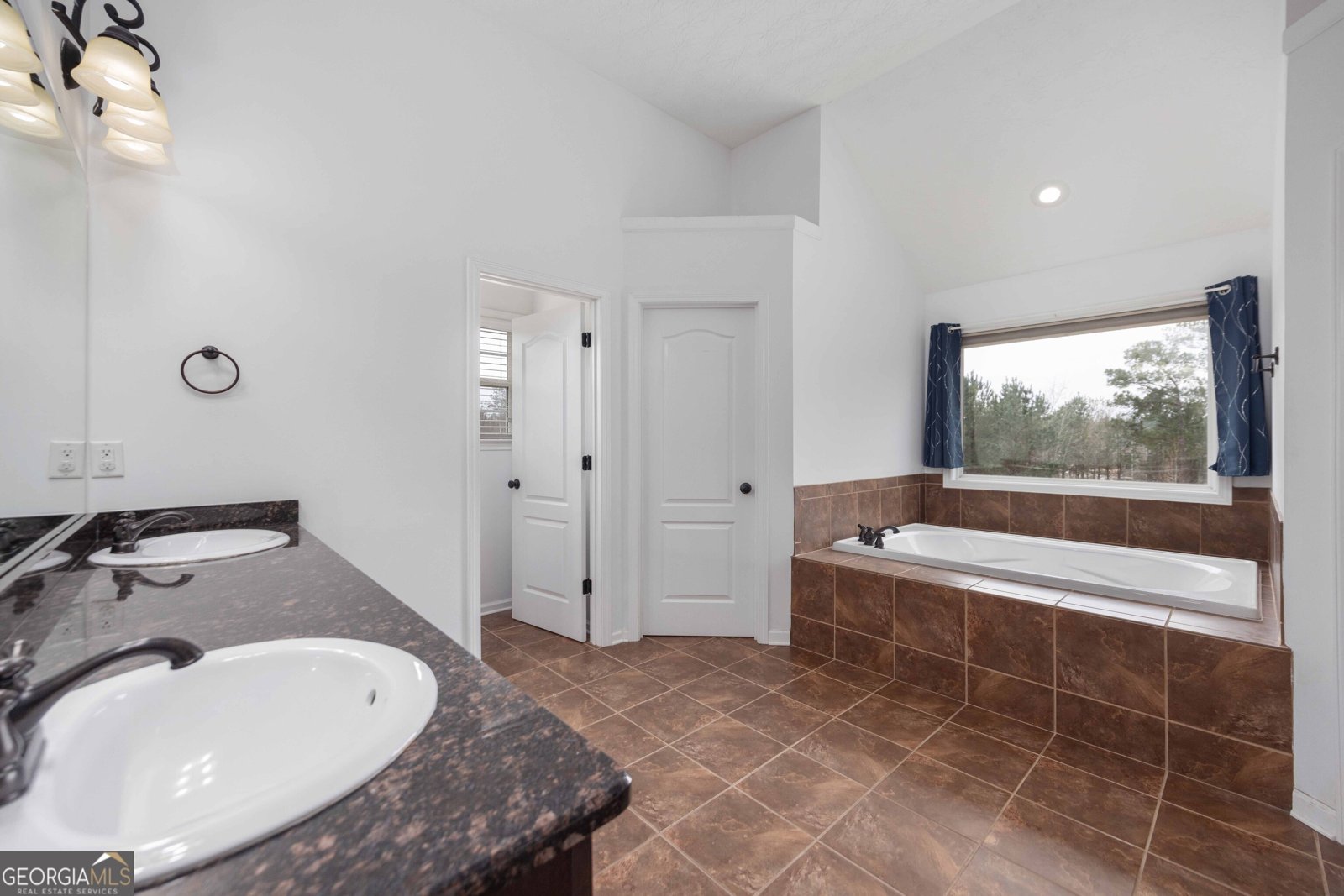 9586 English Ivy Court Fortson - Photo 25