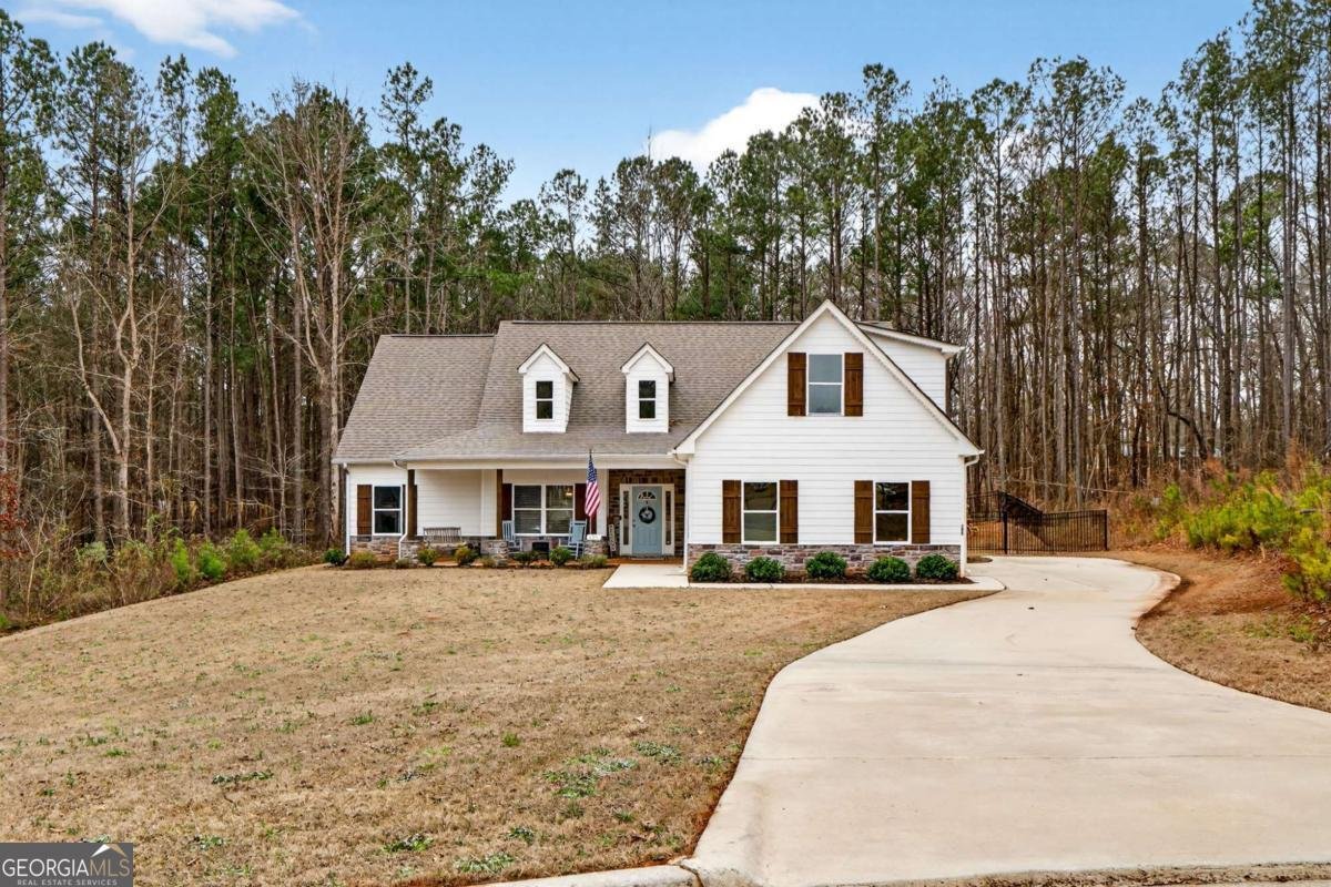 155 Pennick Drive Covington - Photo 1