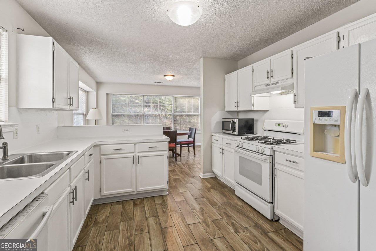 105 Eagle Way Stockbridge - Photo 30