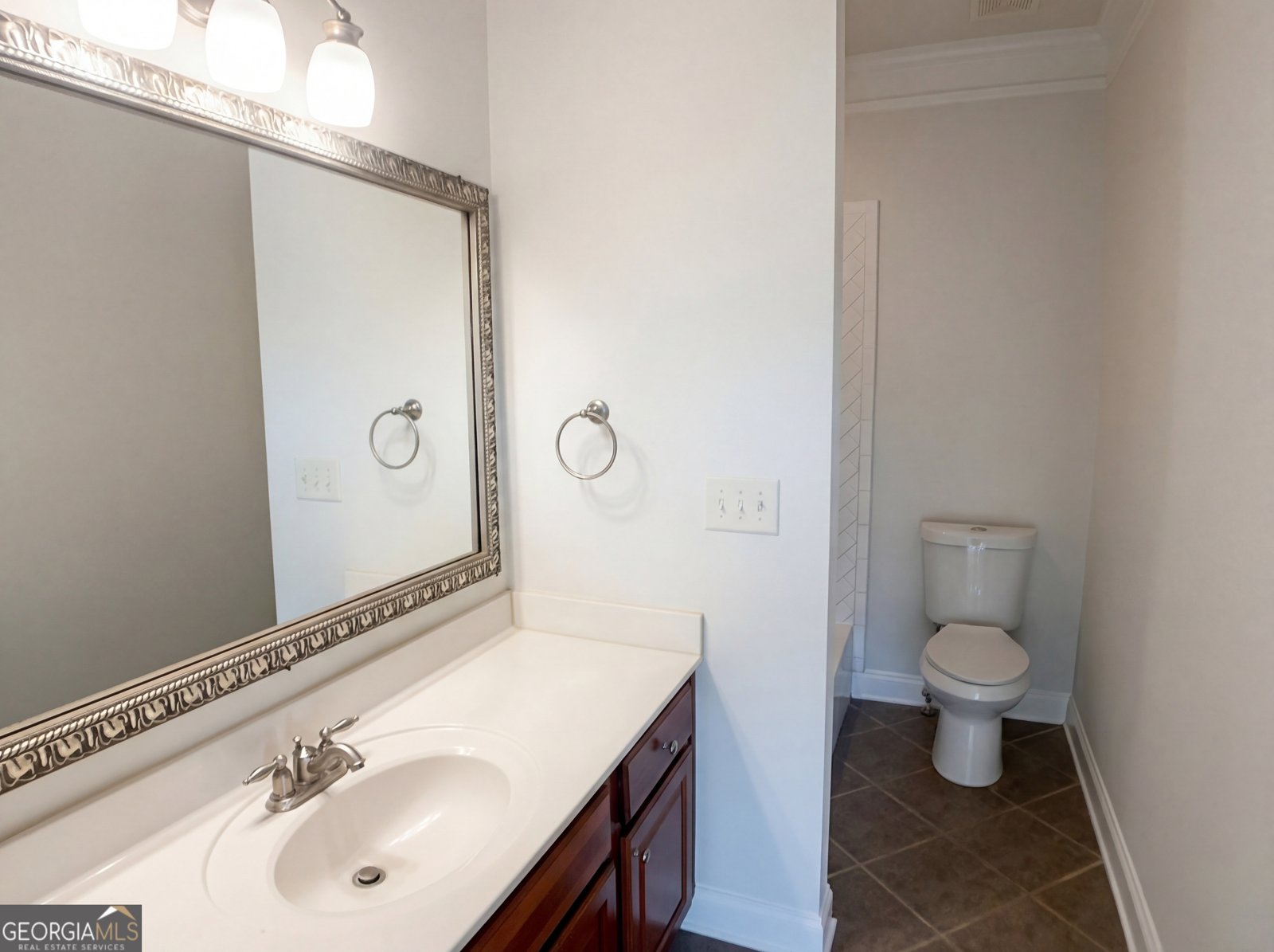 423 Tralee Court Statham - Photo 19