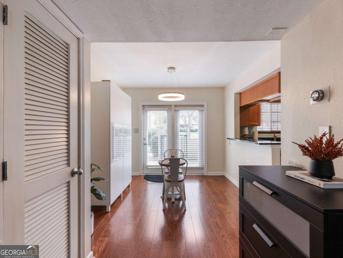 6940 Roswell Road Atlanta - Photo 6