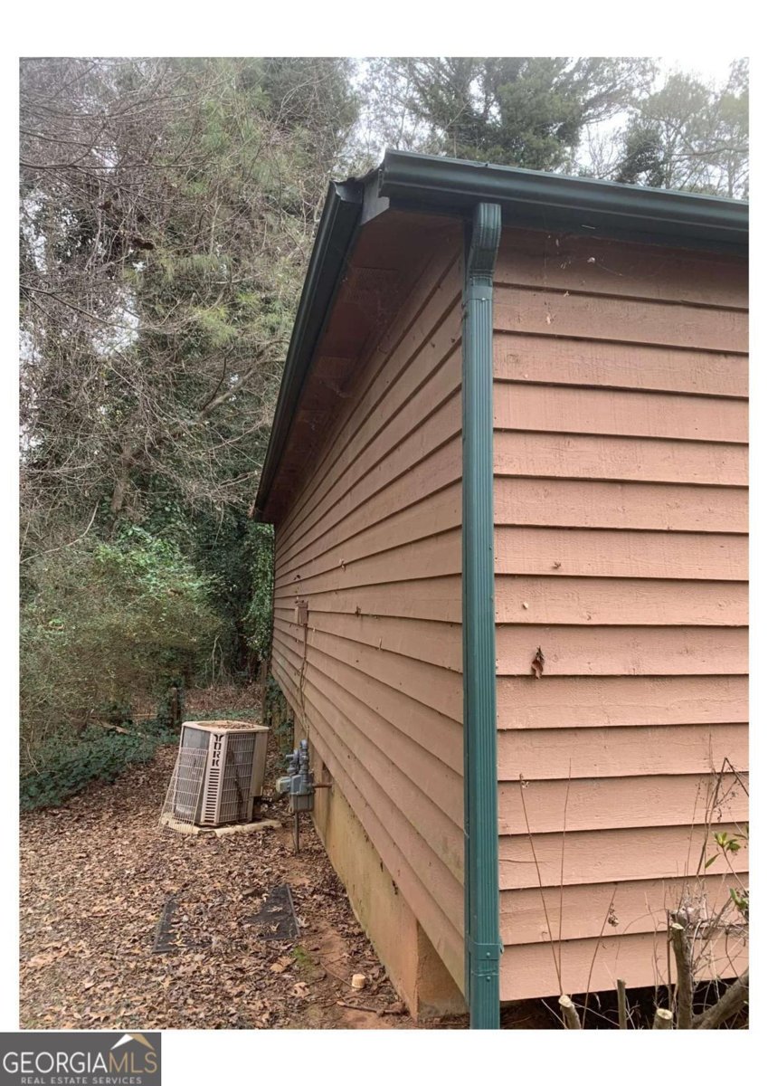 1870 Whispering Willow Way Lilburn - Photo 11