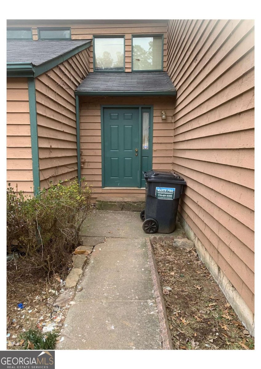 1870 Whispering Willow Way Lilburn - Photo 13