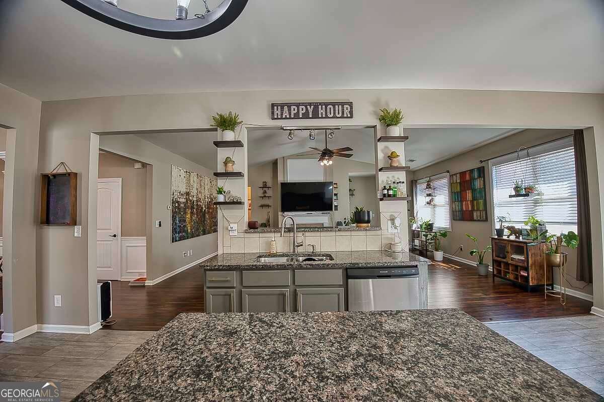 2364 Allsborough Way Dacula - Photo 12