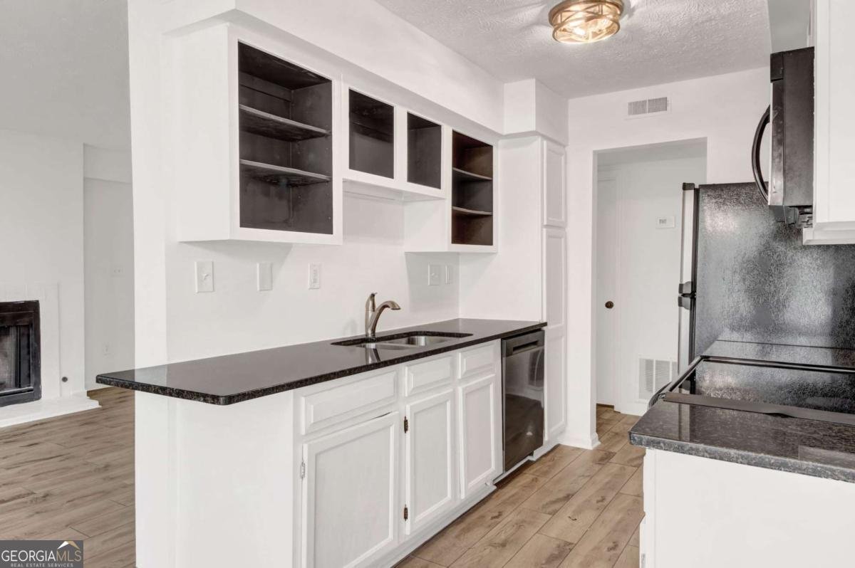 702 Glenleaf Drive Peachtree Corners - Photo 10