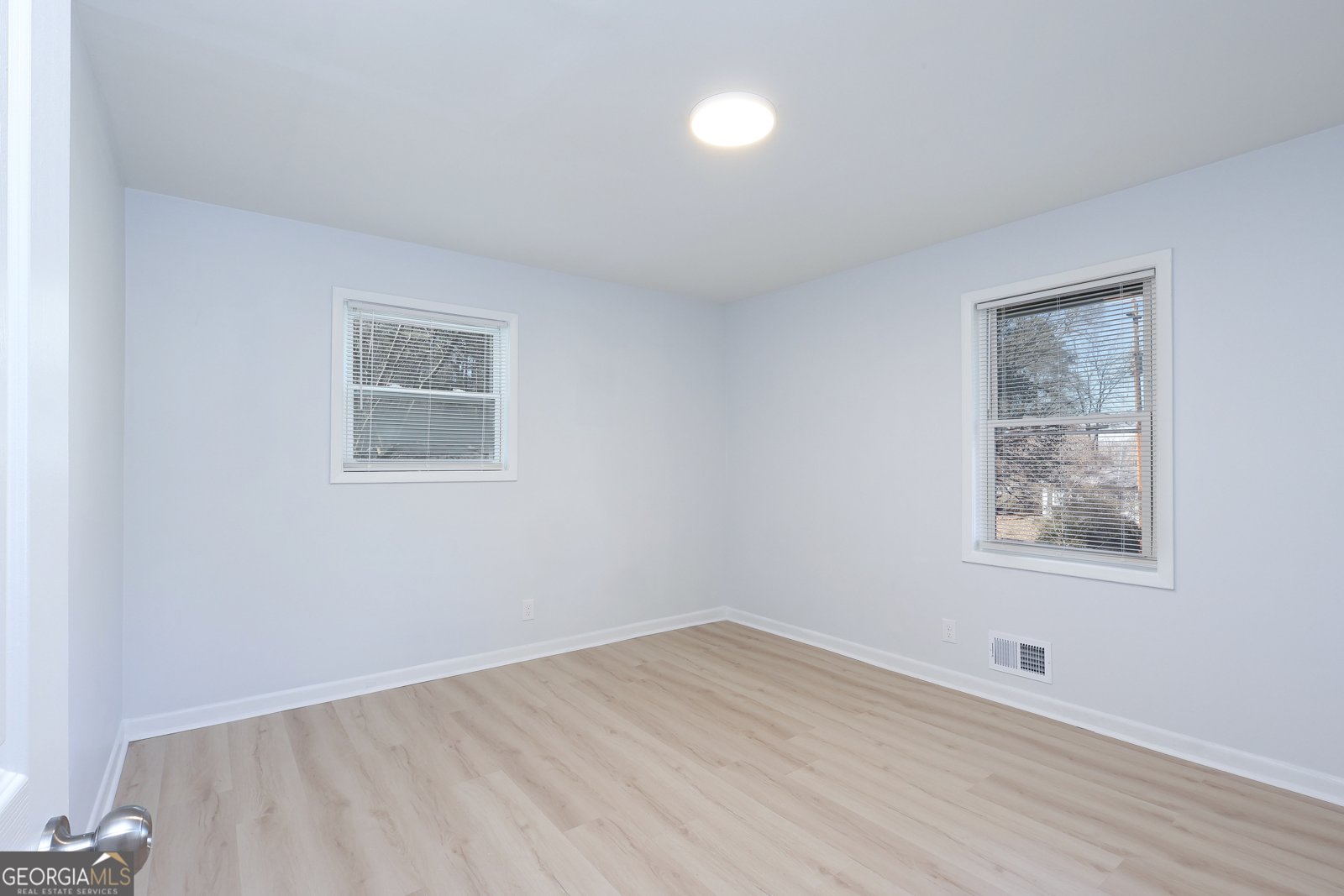 371 Roxbury Drive Riverdale - Photo 14