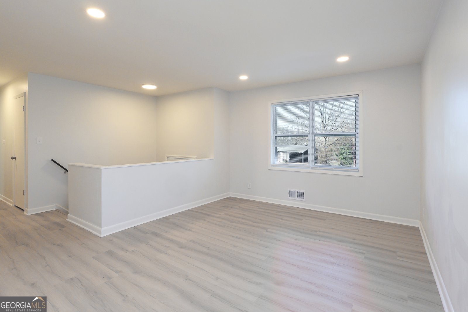 371 Roxbury Drive Riverdale - Photo 6