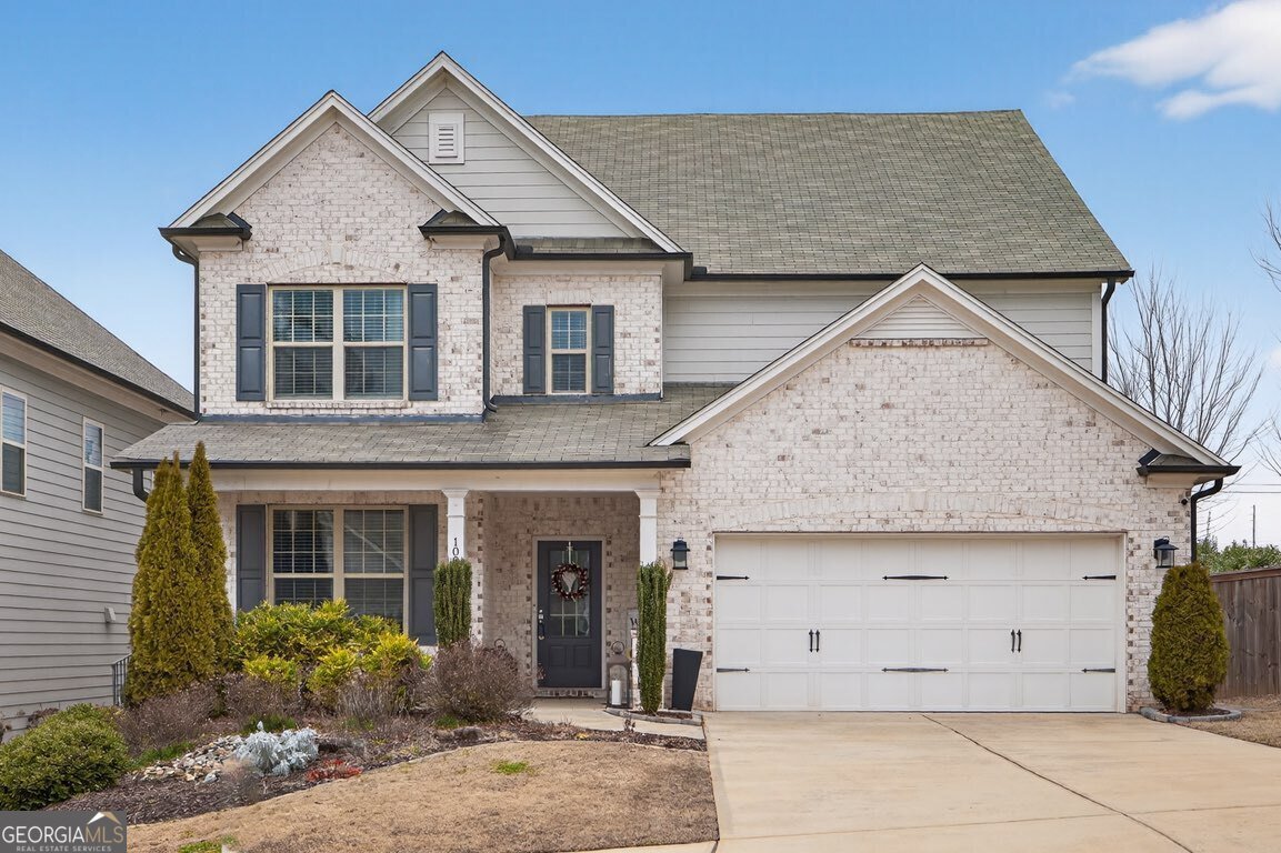 100 Summit Lane Woodstock - Photo 1