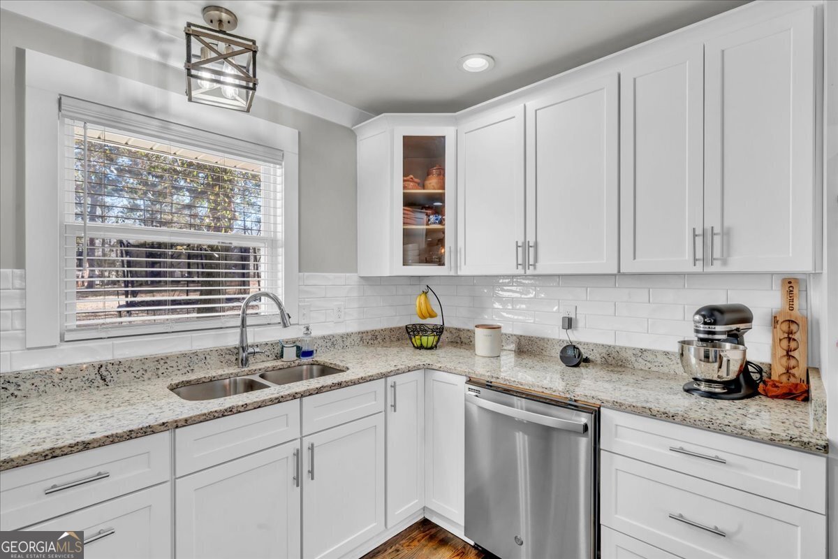 105 Pine Hill Circle Byron - Photo 19