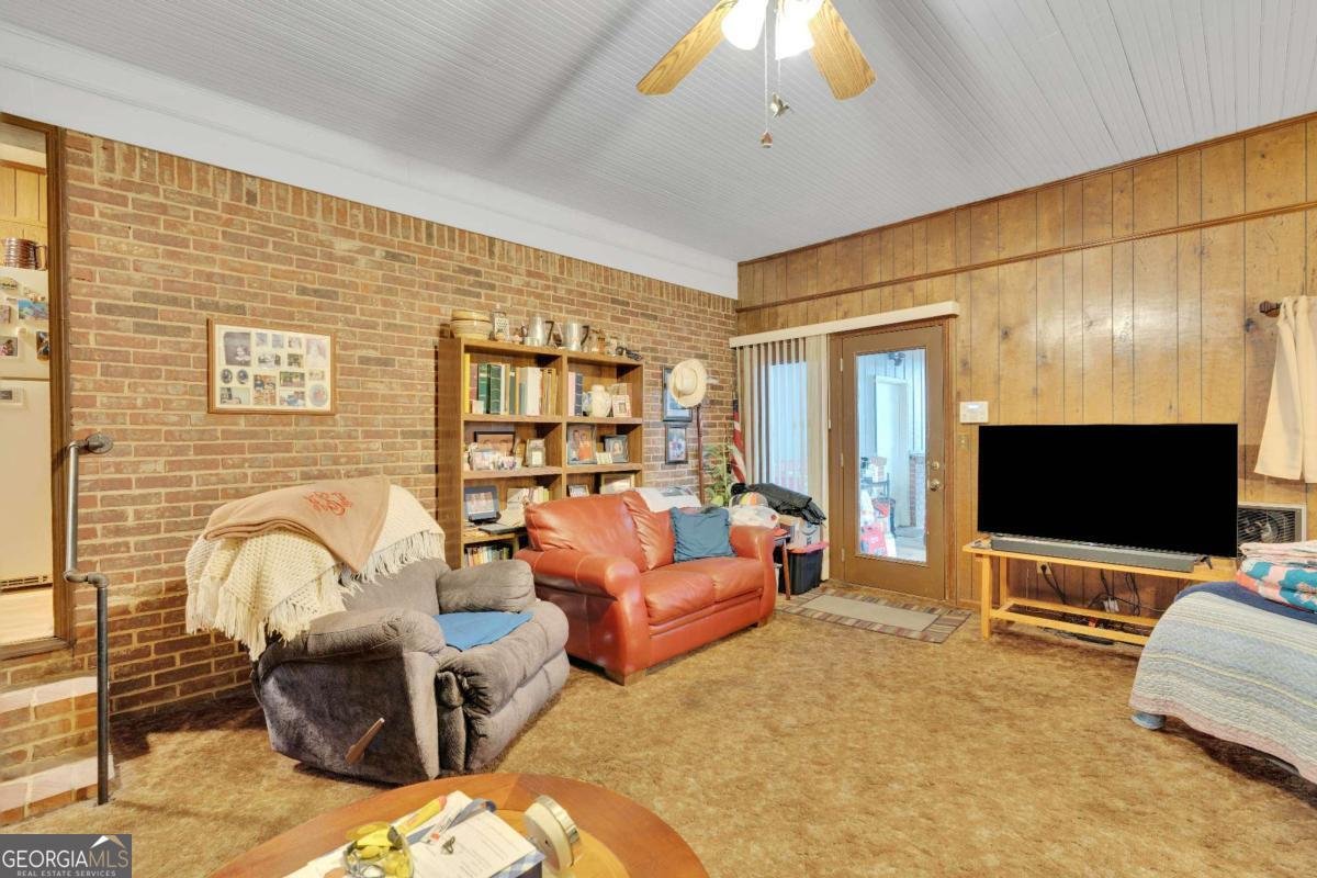 4923 Hawkins Academy Road Social Circle - Photo 10