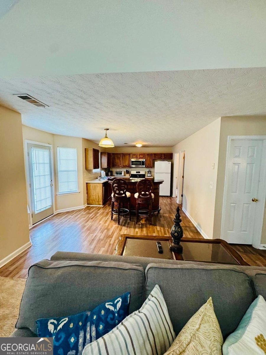 225 Hazelhurst Drive Covington - Photo 10