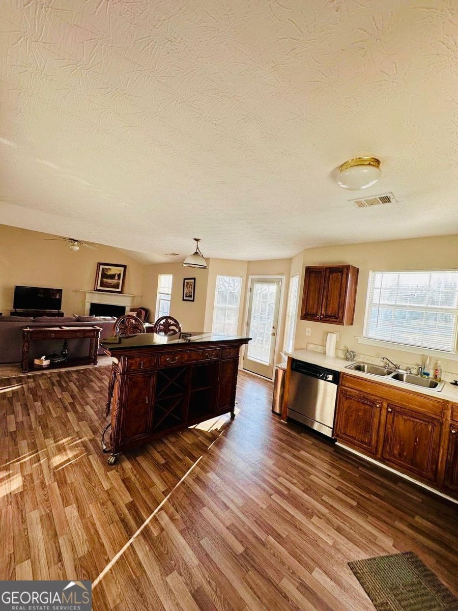 225 Hazelhurst Drive Covington - Photo 33