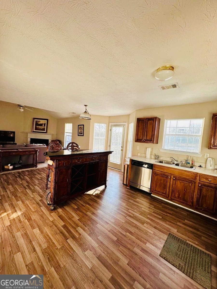 225 Hazelhurst Drive Covington - Photo 35